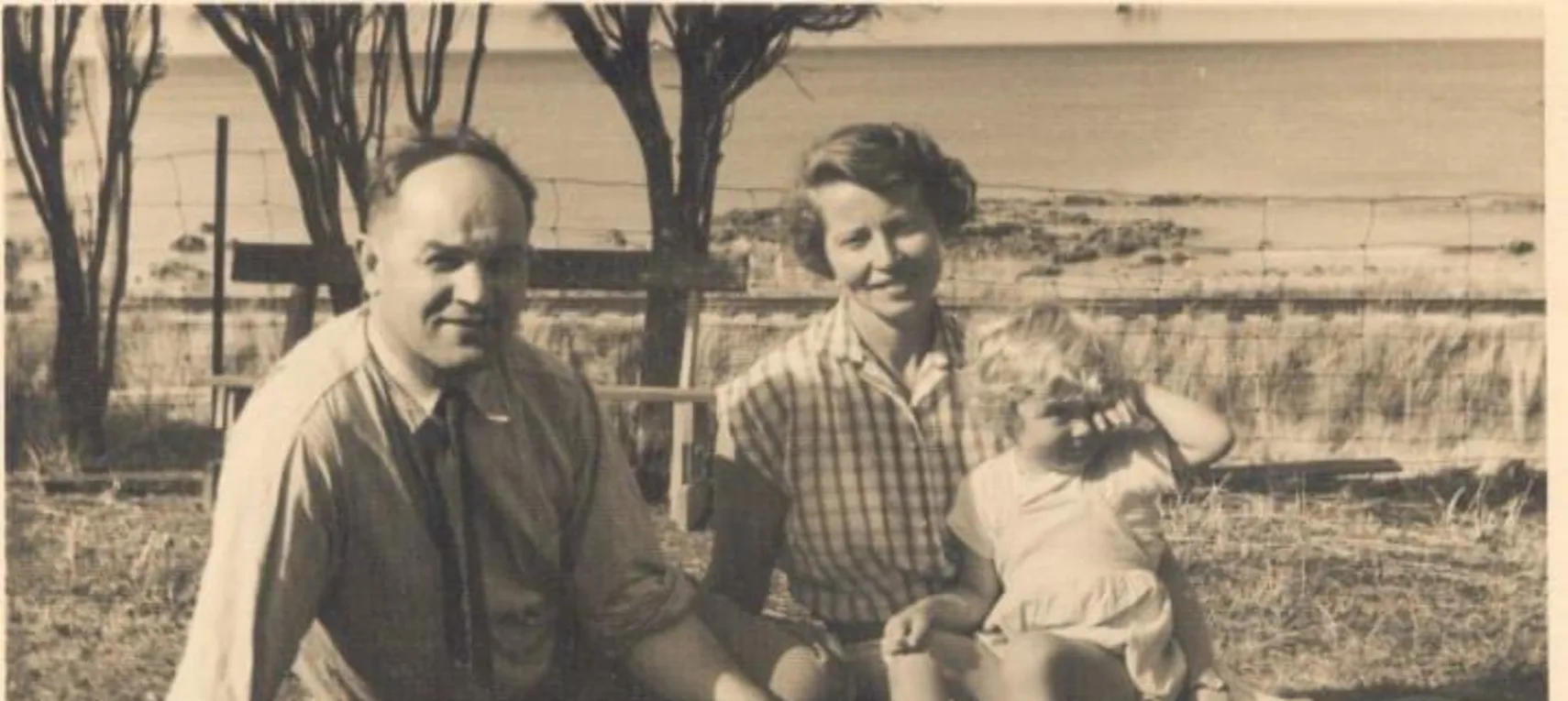 34Rwg5ZI3SwEIUe3Nszv (1)