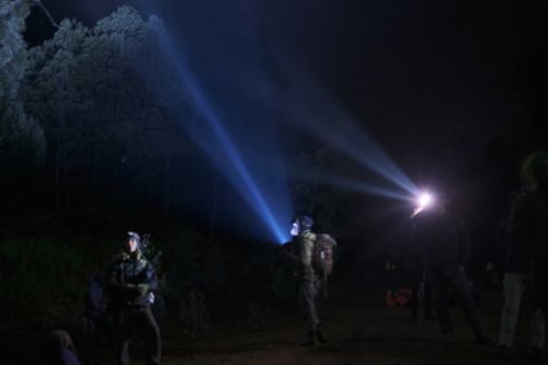 rQYY6vLgArB5IUWQO3fR